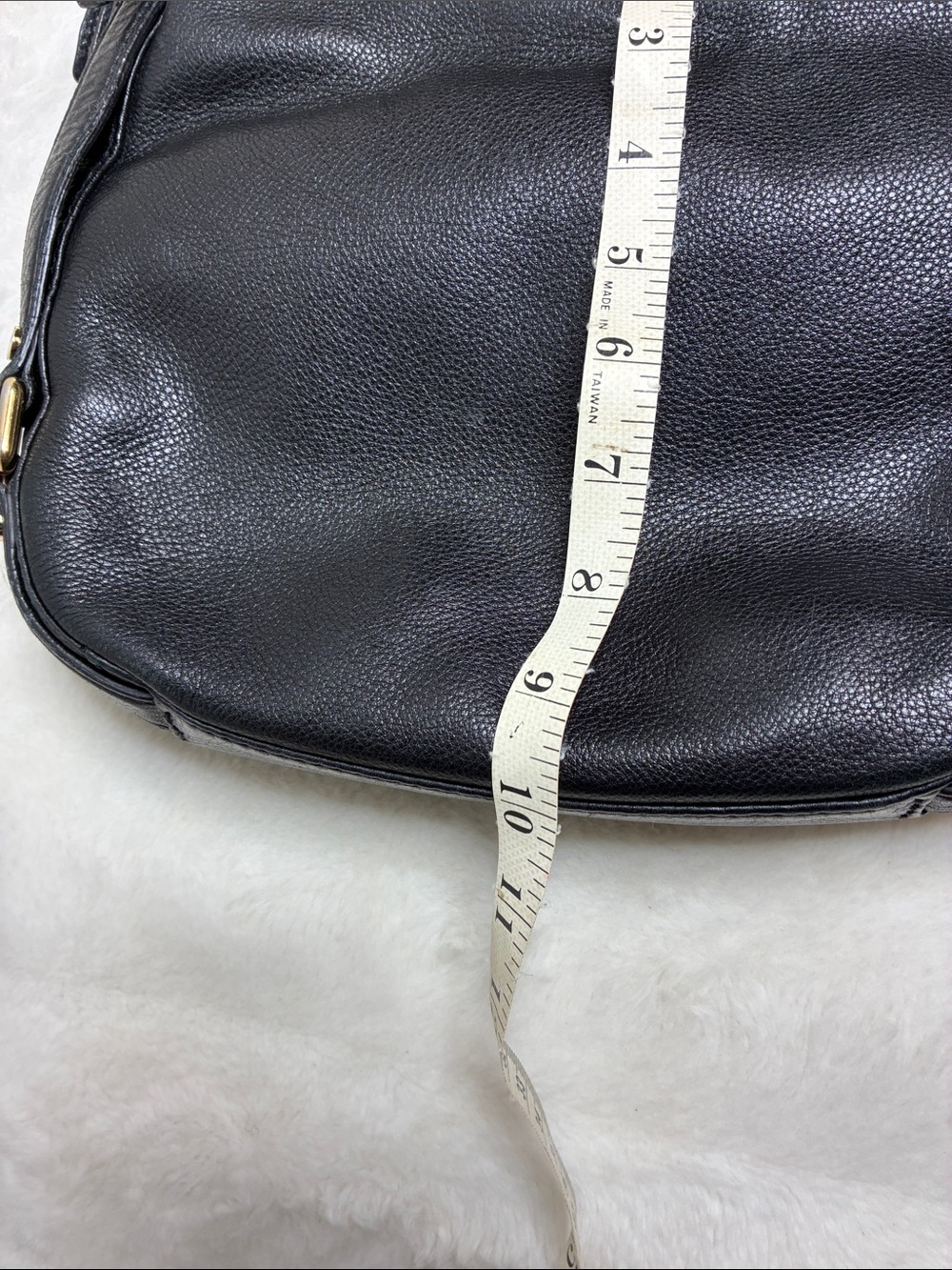 Michael Kors Black Pebbled Leather Shoulder Bag with Gold Hardware - Picture 6 of 7